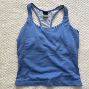 nike workout top